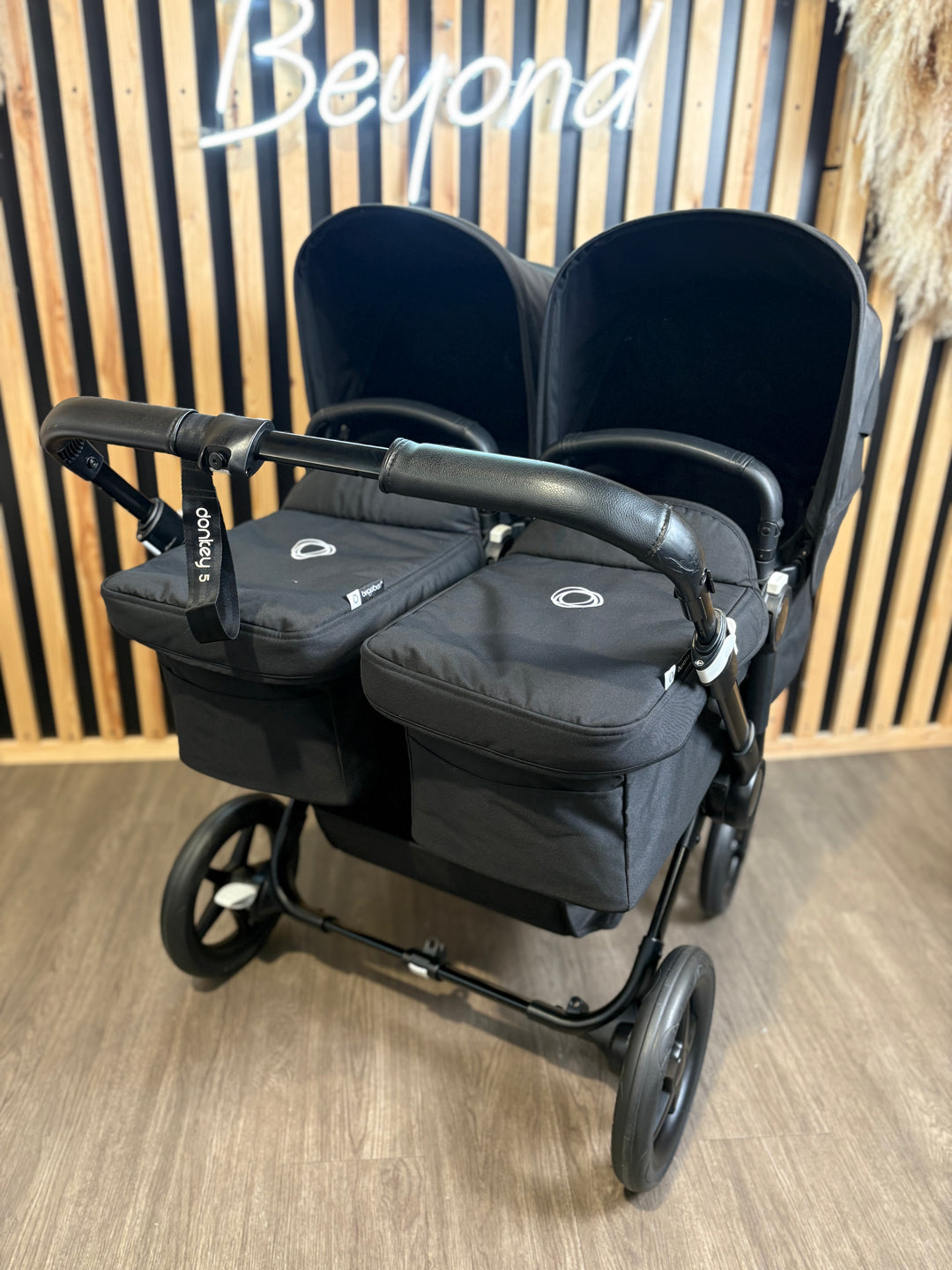 PRE LOVED Bugaboo Donkey5 Twin Bundle - Midnight Black