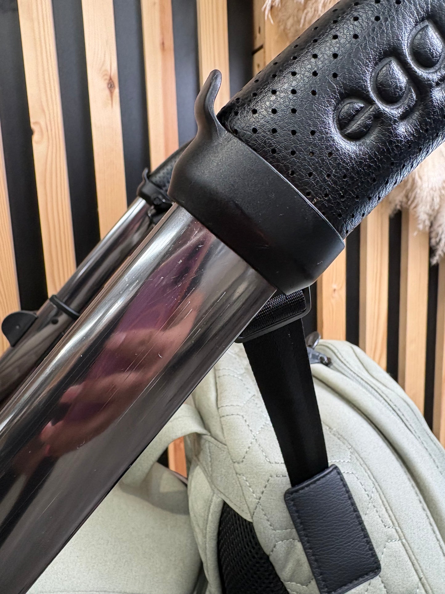 PRE LOVED egg2 Travel System - Seagrass