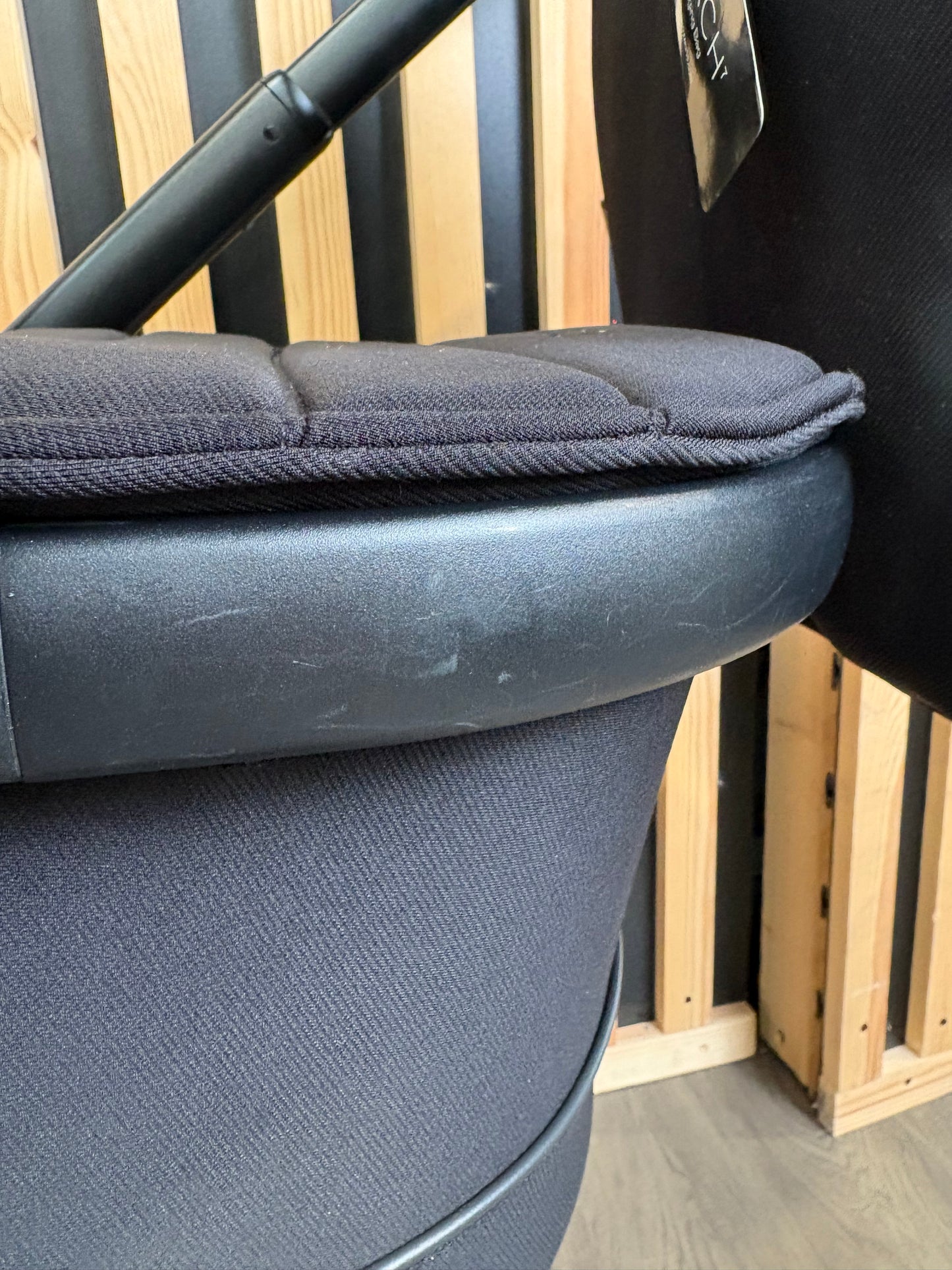 PRE LOVED iCandy Peach 7 Travel System - Jet/Black
