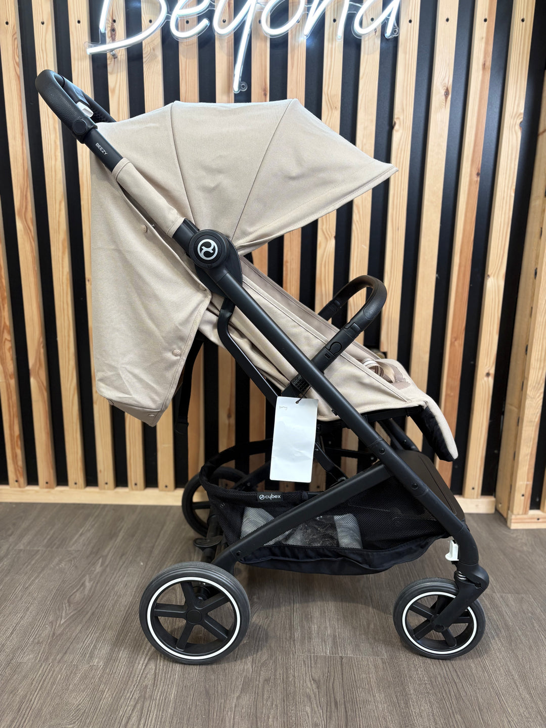 EX DISPLAY Cybex Beezy (2025 Model) - Almond Beige