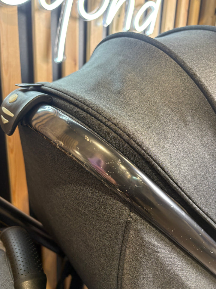 PRE LOVED egg2 Double Travel System - Quartz