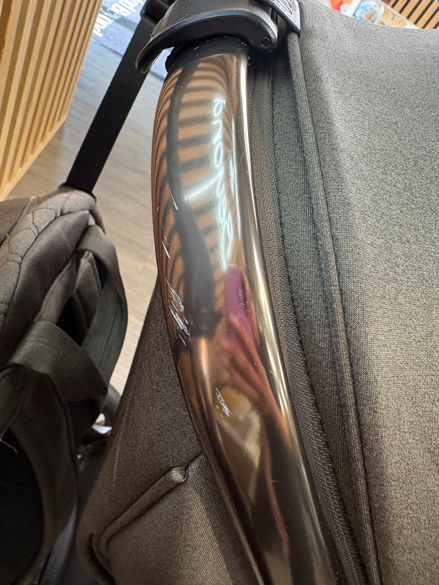 PRE LOVED egg2 Travel System - Hunter Green