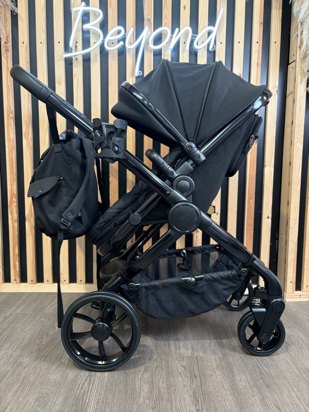 PRE LOVED iCandy Peach 7 Travel System - Cerium