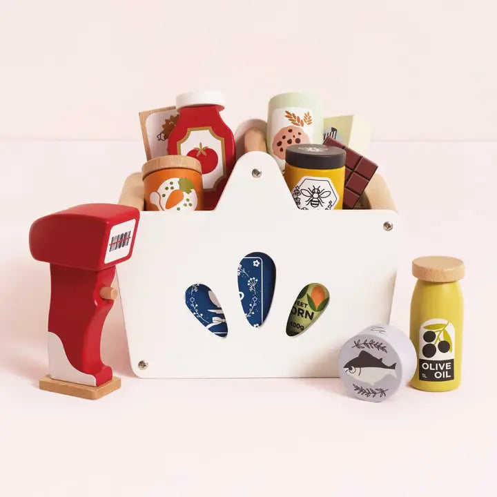 Le Toy Van Groceries Set & Scanner