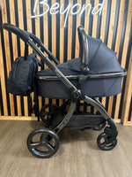 PRE LOVED egg2 Travel System - Cobalt