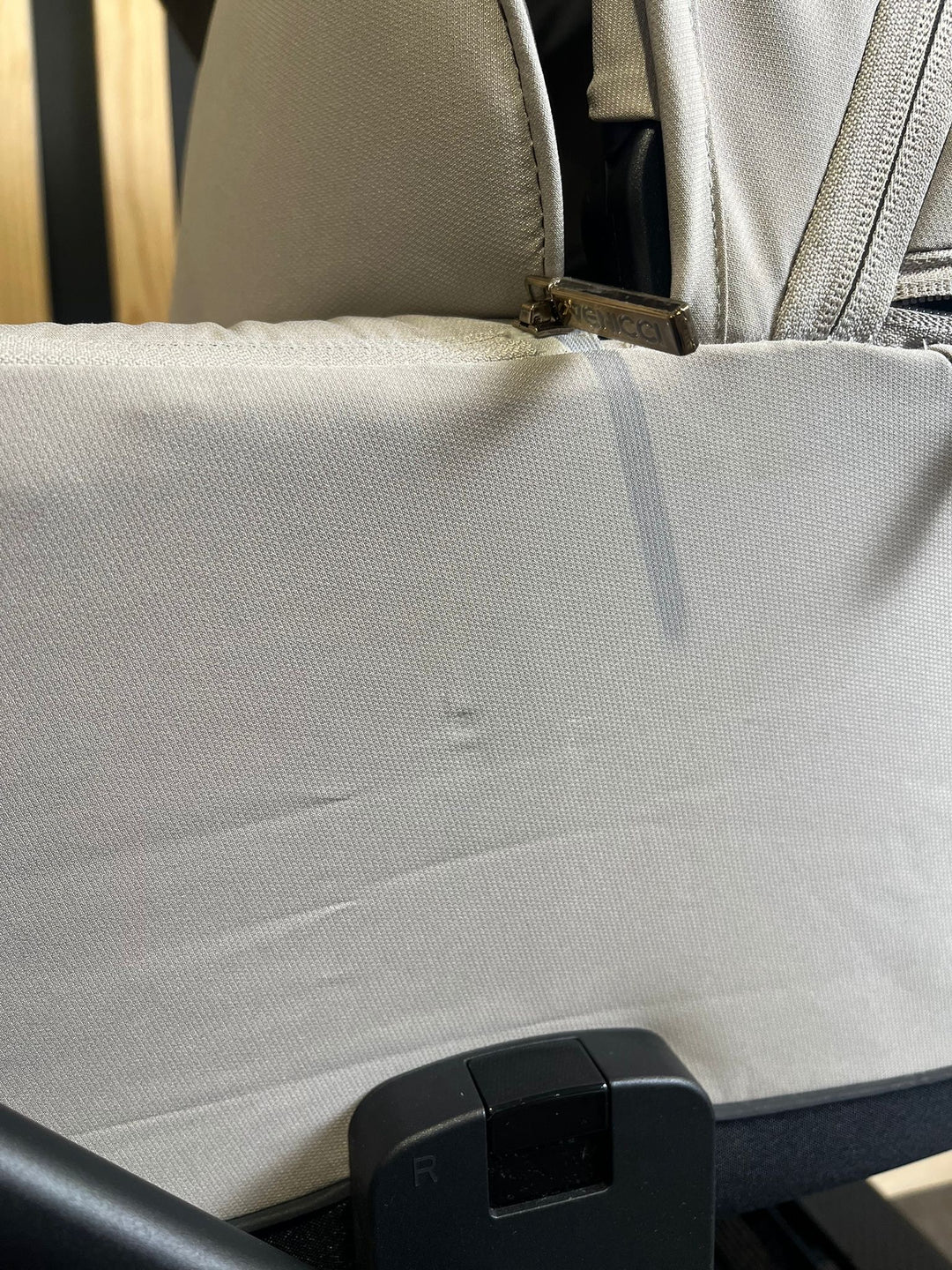 EX DISPLAY Venicci Claro Pushchair, Carrycot & Accessories - Vanilla