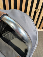 PRE LOVED Mamas & Papas Ocarro Carrycot - Grey