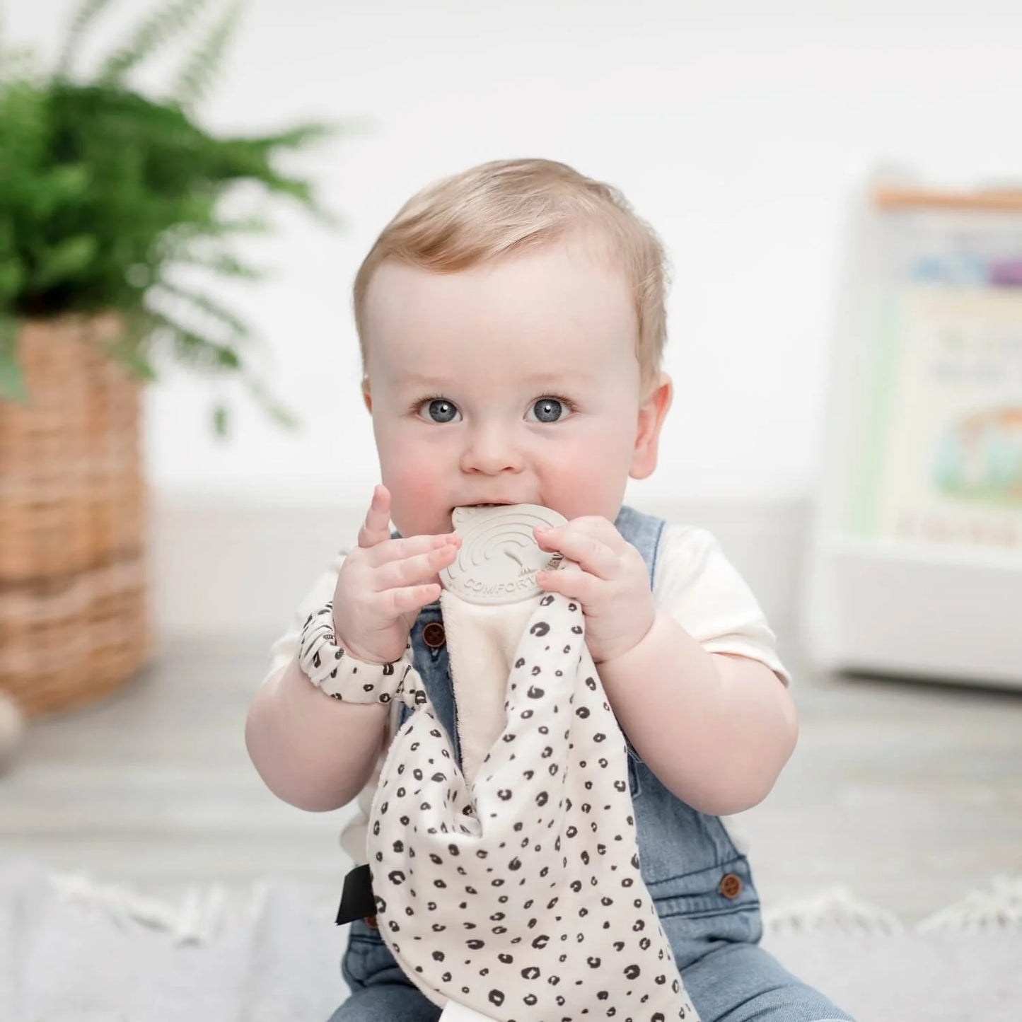 Cheeky Chompers Comfortchew Baby Comforter With Teether - Leopard Spot