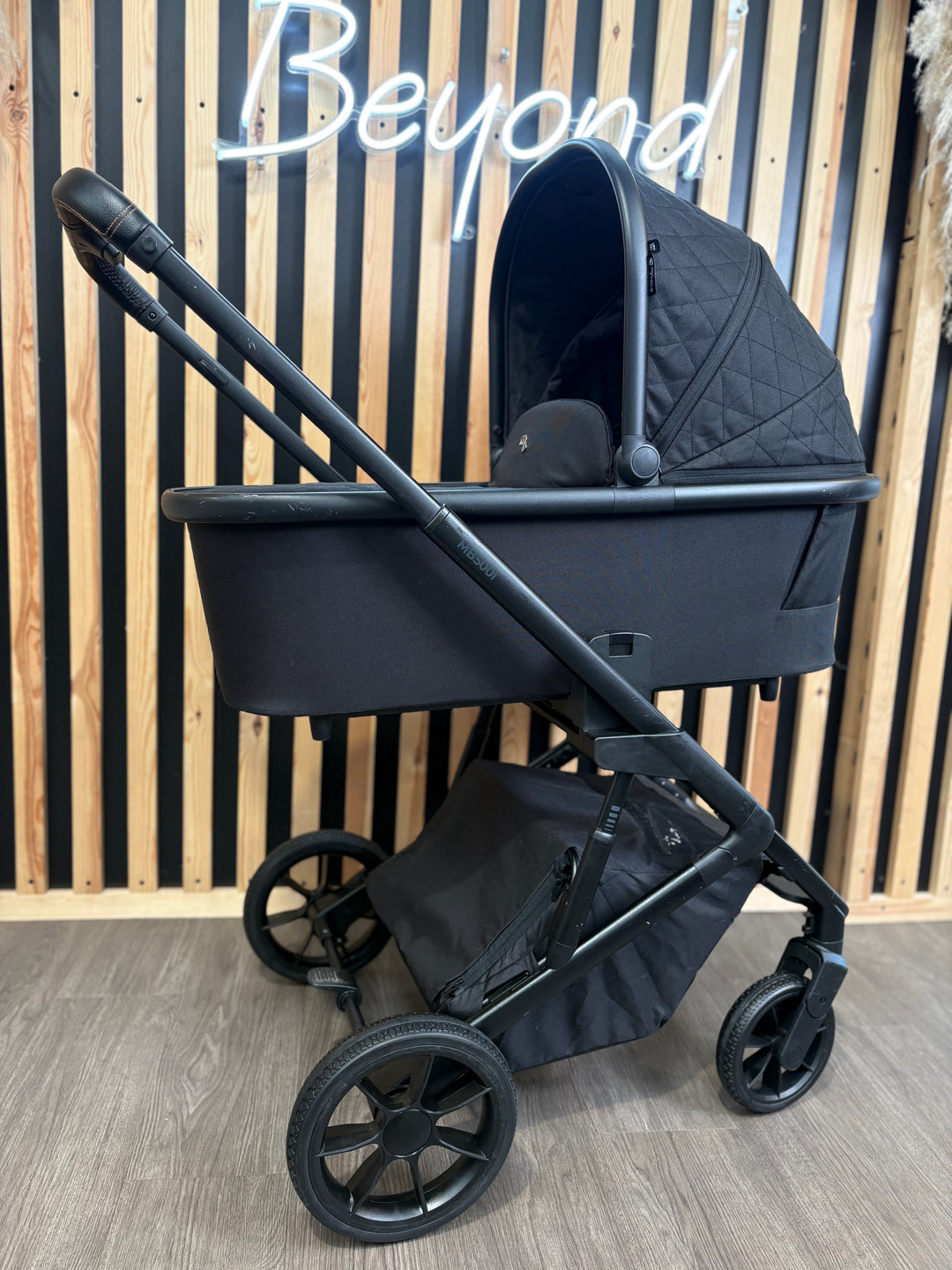 PRE LOVED My Babiie MB500 2in1 Travel System - Obsidian