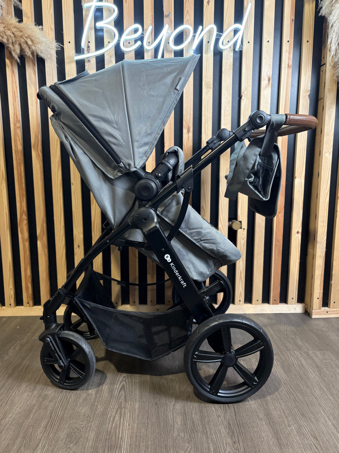 PRE LOVED Kinderkraft Newly 2-in-1 Travel System - Grey
