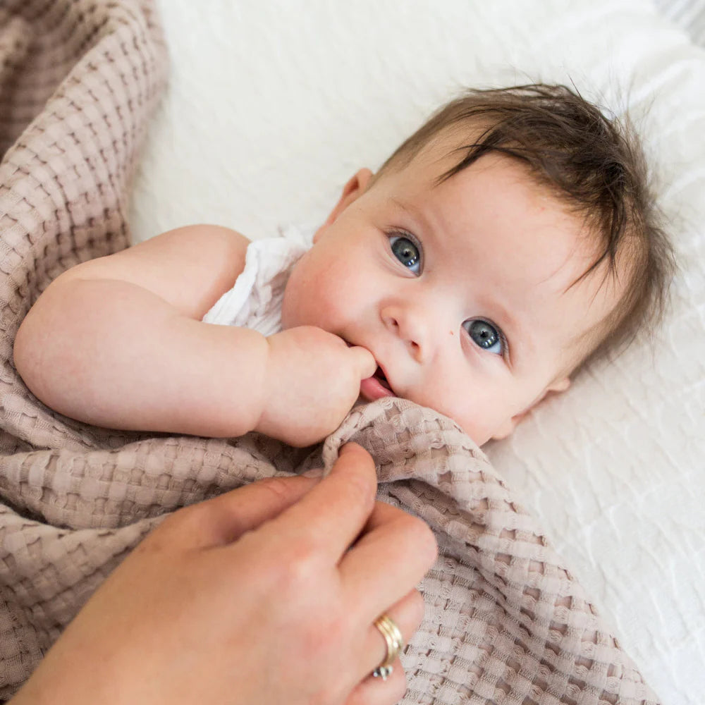Lulujo Waffle Blanket - Sand
