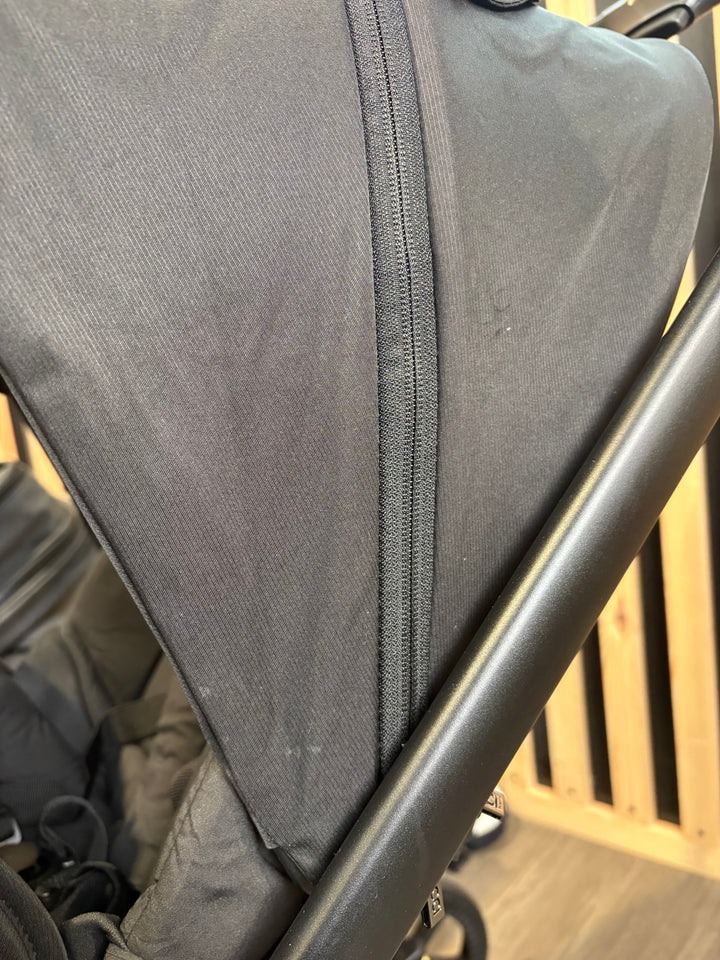 EX DISPLAY Venicci Vero Stroller - Night