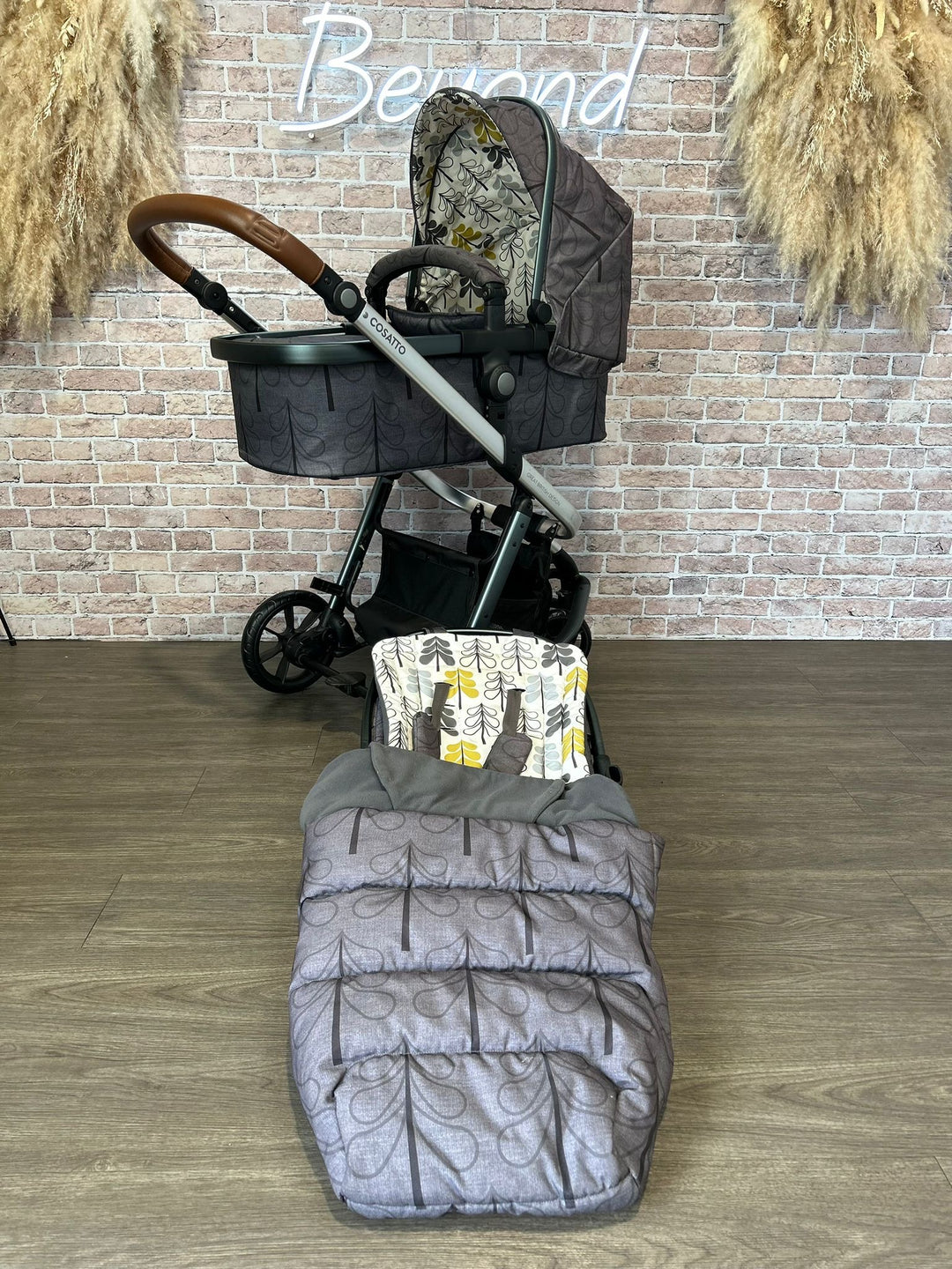 PRE LOVED Cosatto Giggle Quad Pram and Pushchair - Fika Forest