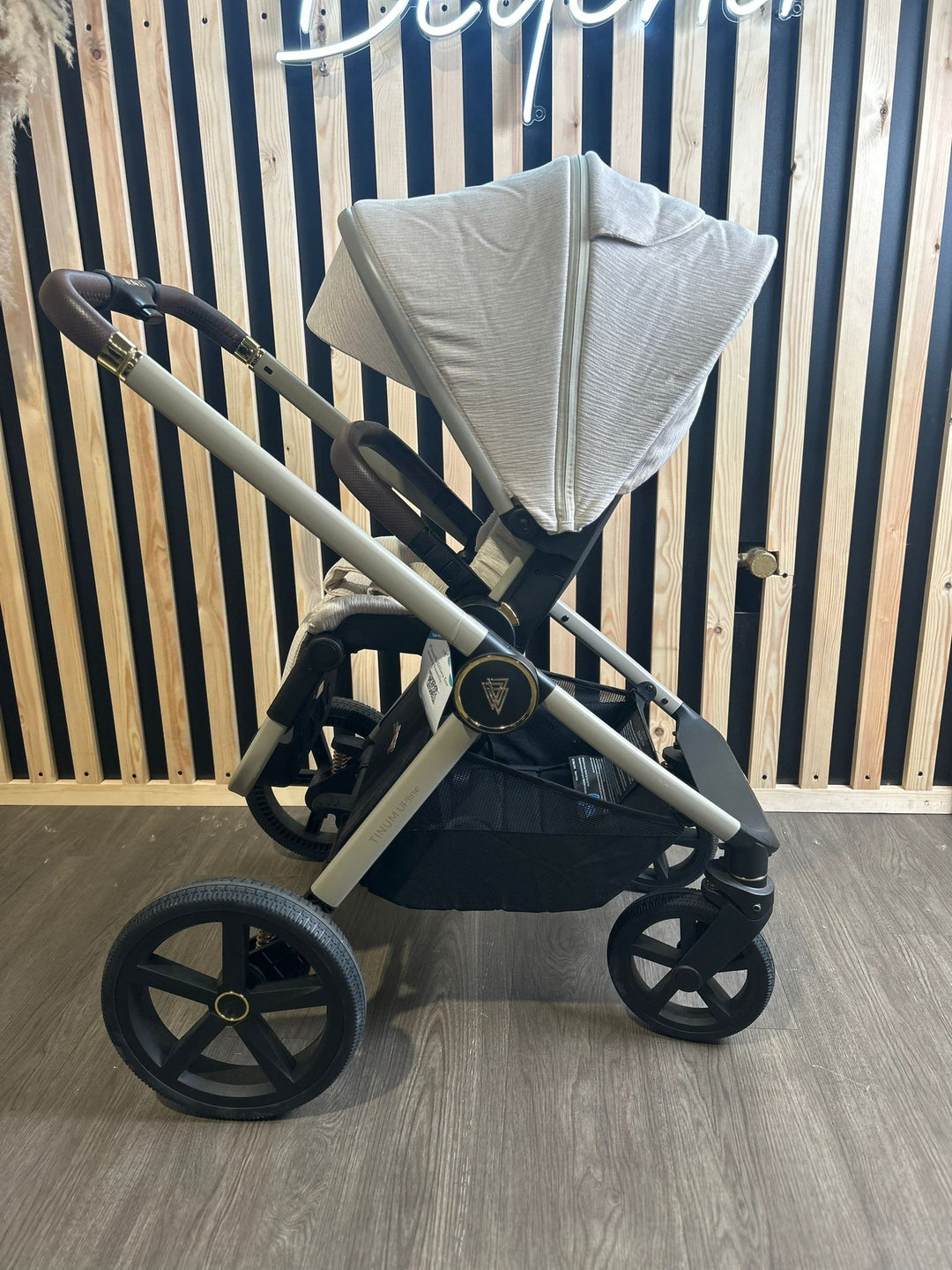 EX DISPLAY Venicci Tinum Upline Travel System - Stone Beige