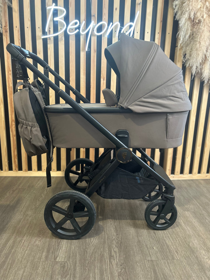 EX DISPLAY Venicci Upline2 3-in-1 Travel System - Brownie