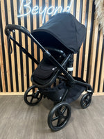 PRE LOVED Bugaboo Fox 5 2-in-1 Travel System - Heritage Black