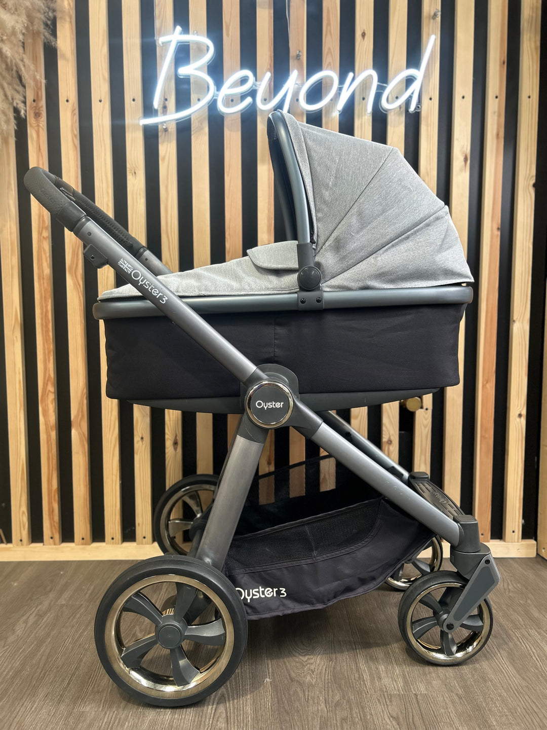 PRE LOVED Babystyle Oyster3 Pram + Pushchair - Tonic