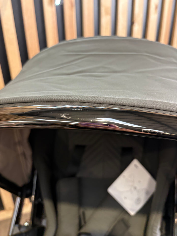 EX DISPLAY Venicci Tinum Upline 2-in-1 Travel System - SE Lava