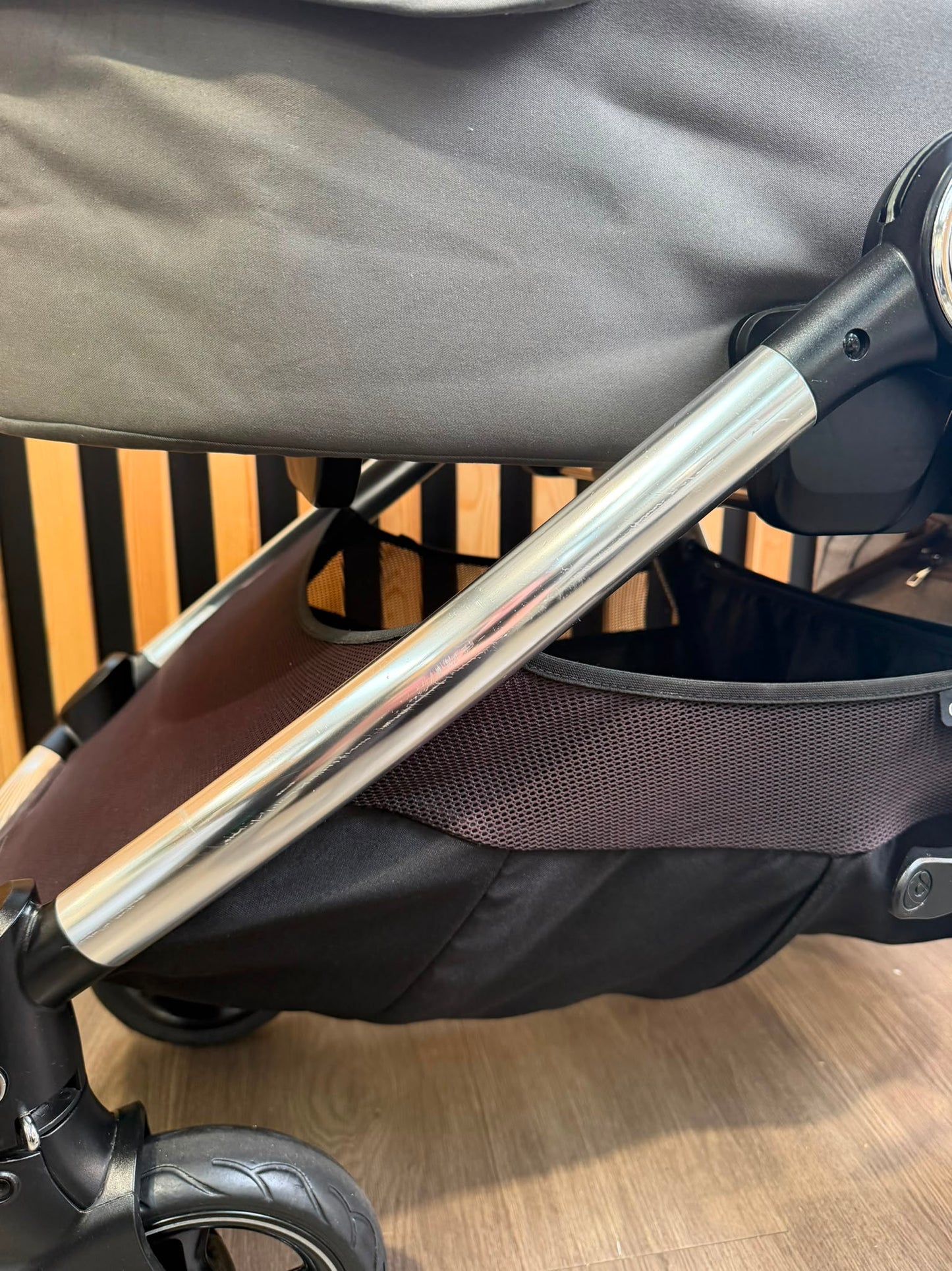 PRE LOVED Mamas & Papas Ocarro 2-in-1 Travel System - Heritage