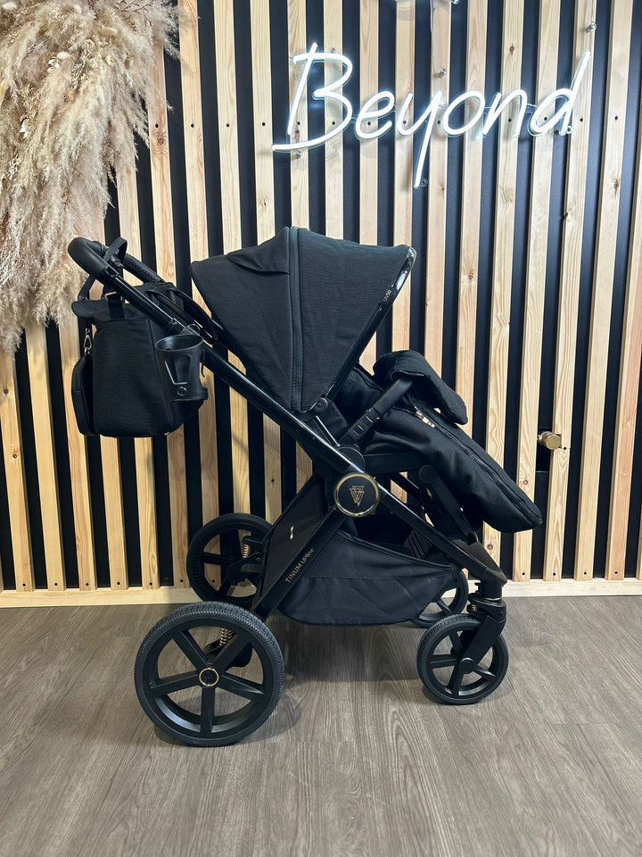 PRE LOVED Venicci Tinum Upline Travel System - All Black