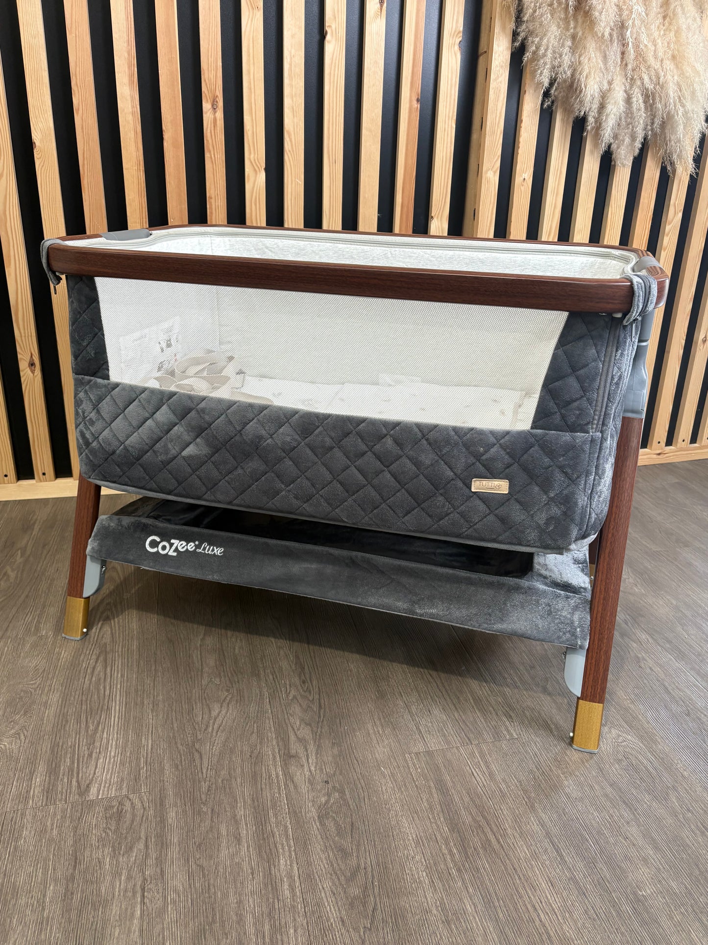PRE LOVED Tutti Bambini CoZee Luxe Bedside Crib W/Sheet - Walnut & Slate