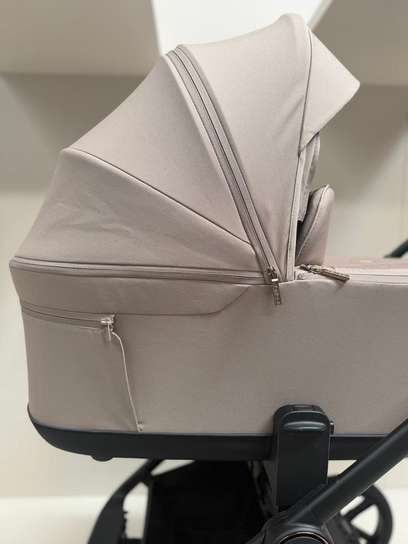 EX DISPLAY Venicci Claro2 Pram + Pushchair - Almond