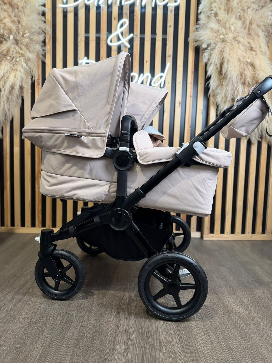 PRE LOVED Bugaboo Donkey 5 Duo Bundle - Desert Taupe