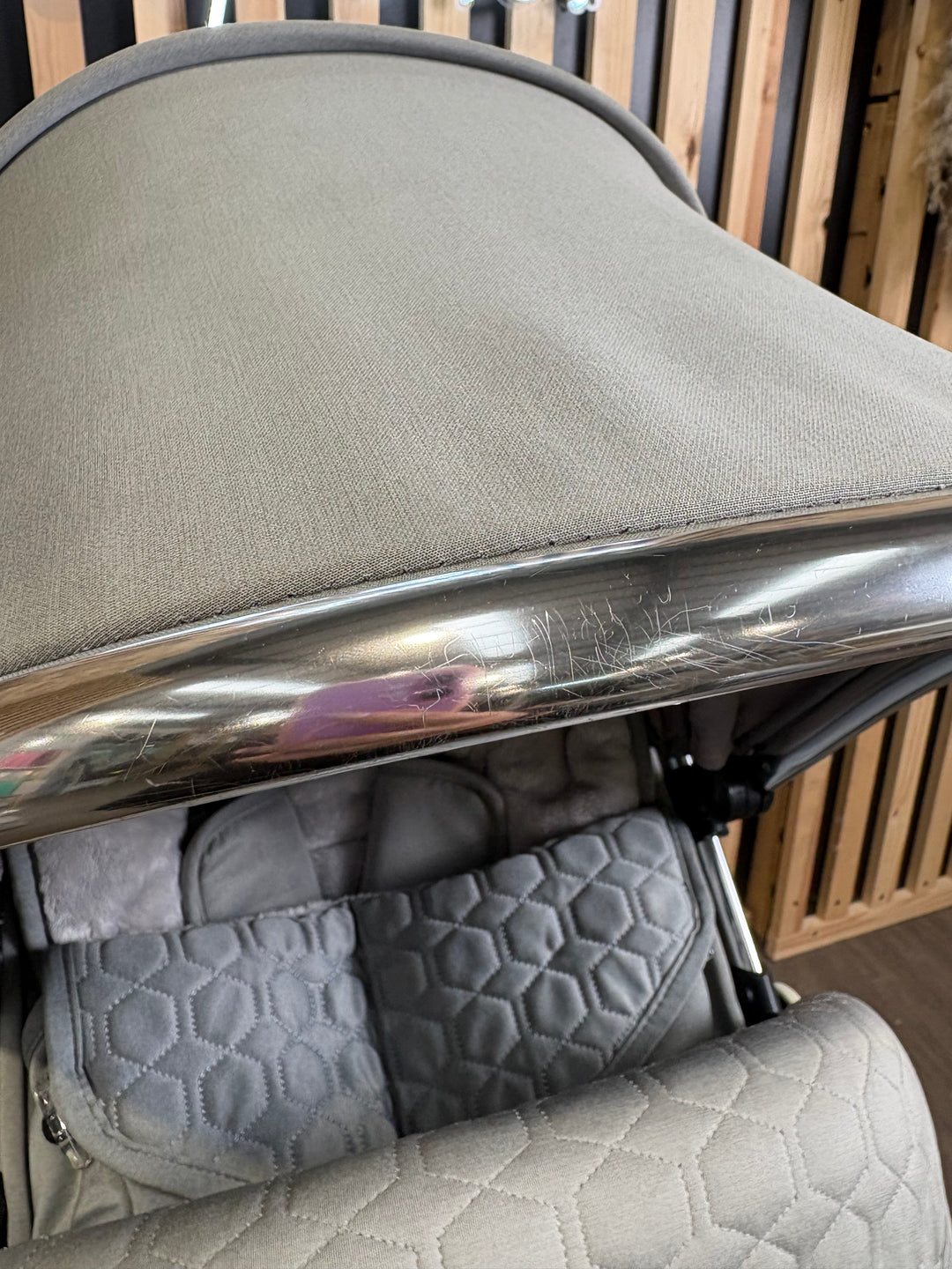 PRE LOVED egg2 Travel System - Monument Grey