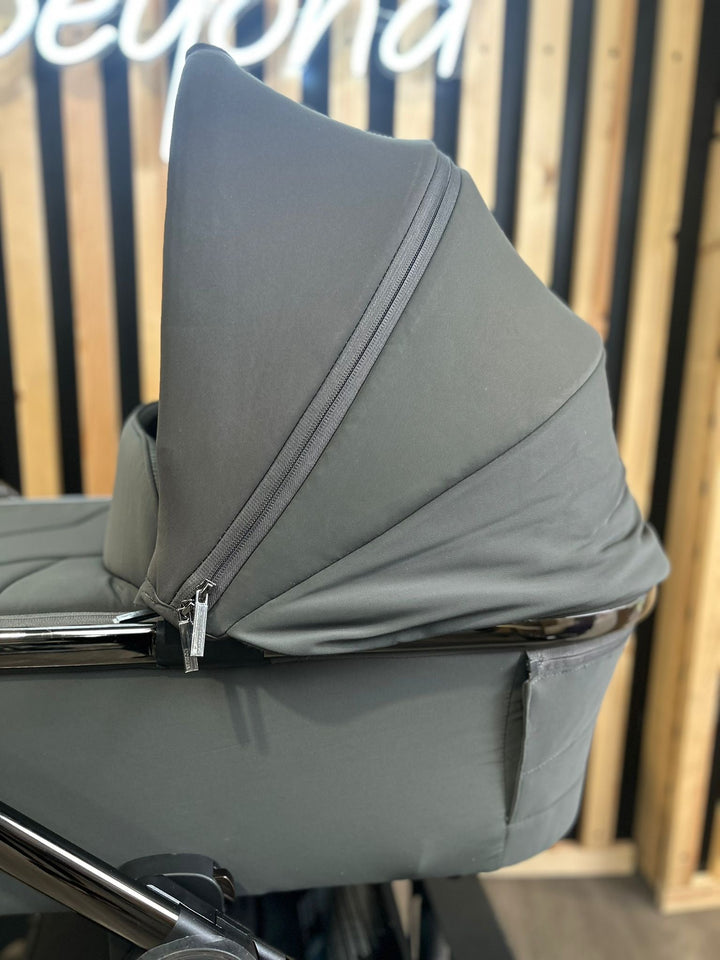 EX DISPLAY Venicci Tinum Upline 2-in-1 Travel System - SE Lava