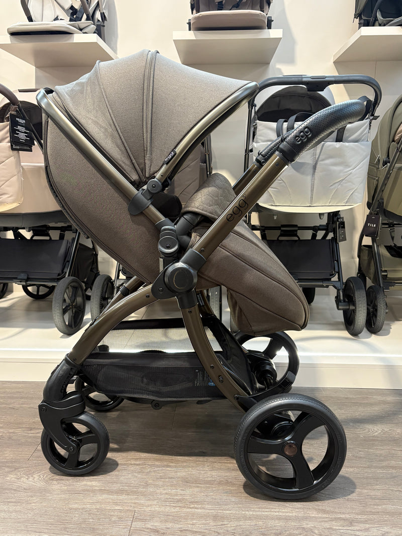PRE LOVED egg3 Travel System - Chocolate Velvet