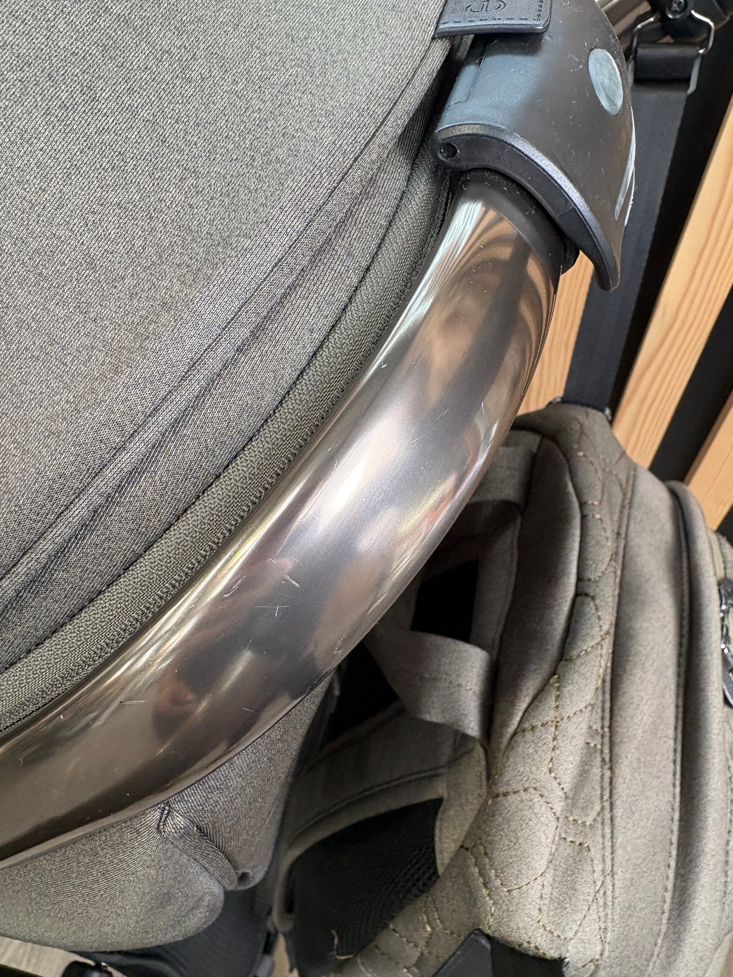 PRE LOVED egg2 Travel System - Hunter Green