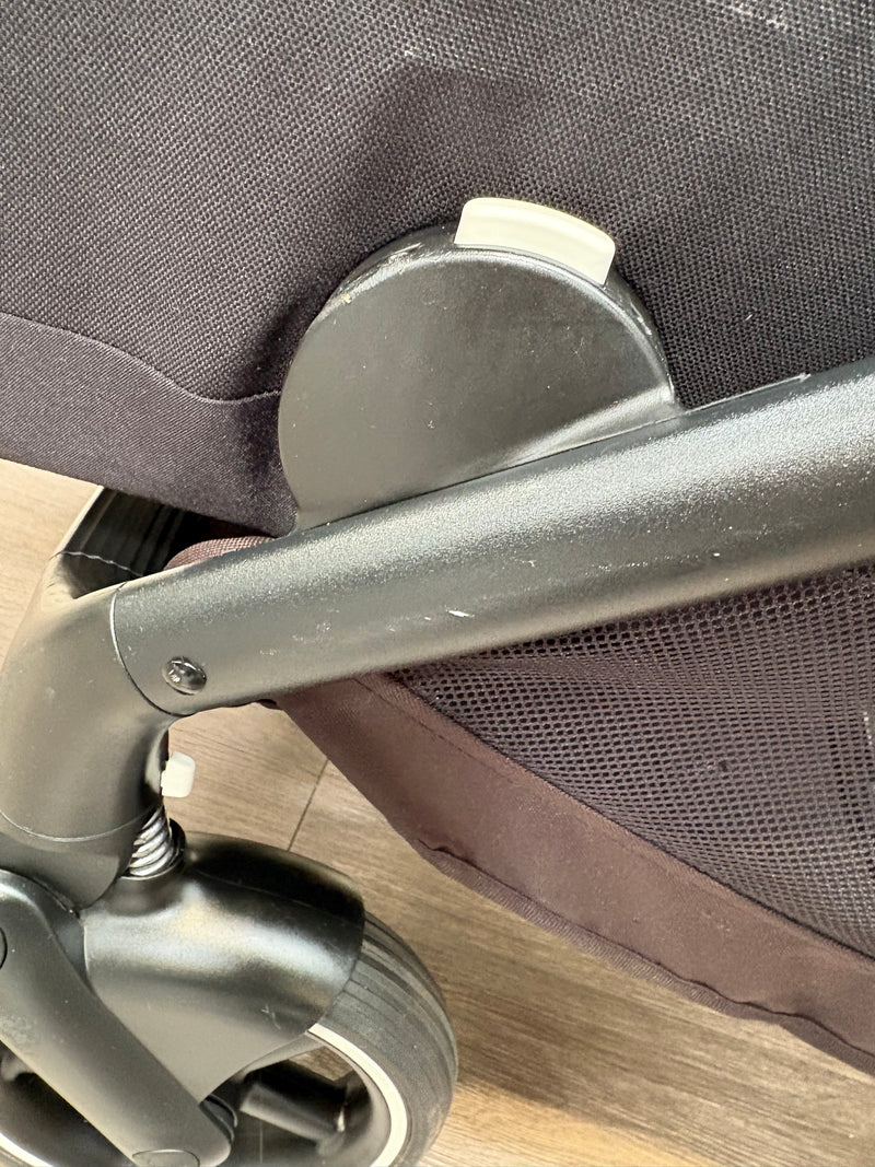 PRE LOVED Cybex Gazelle S Twin Bundle - Moon Black