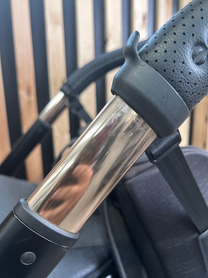 PRE LOVED egg2 Travel System - Jurassic Gold