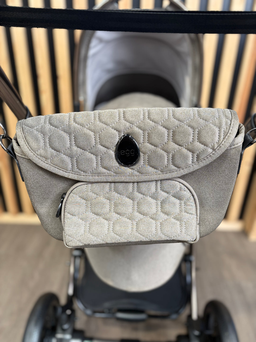 PRE LOVED egg2 Travel System - Mink
