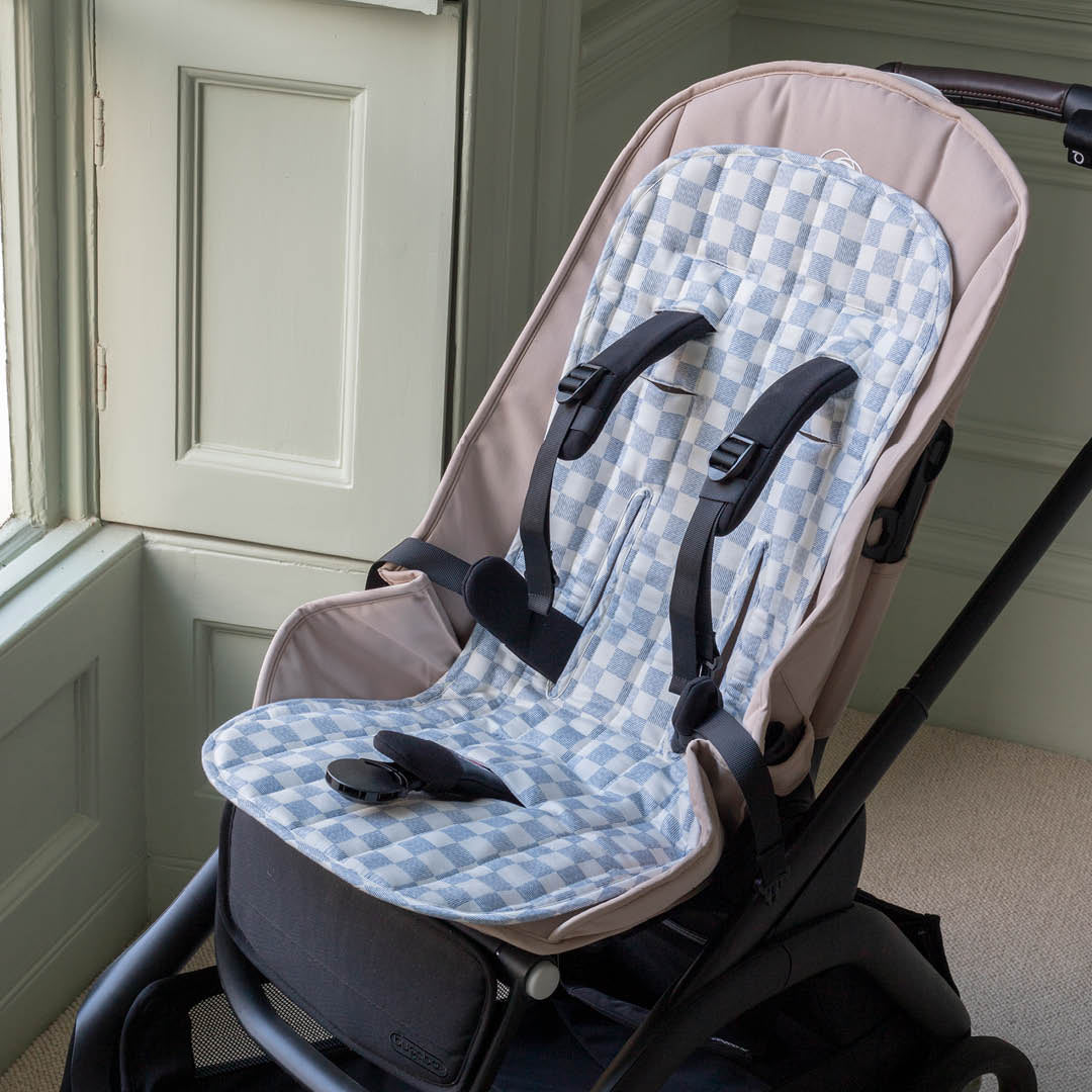 Avery Row Pram Liner - Coastline/Waves