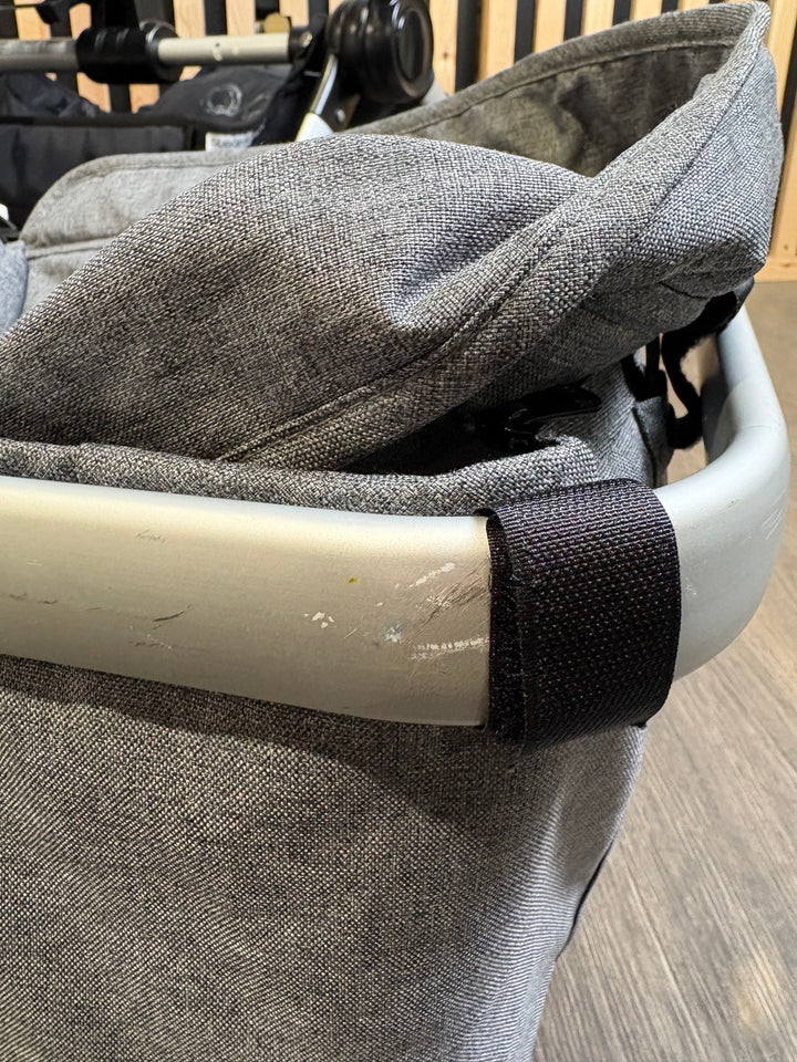 PRE LOVED Bugaboo Donkey2 Duo - Grey Melange