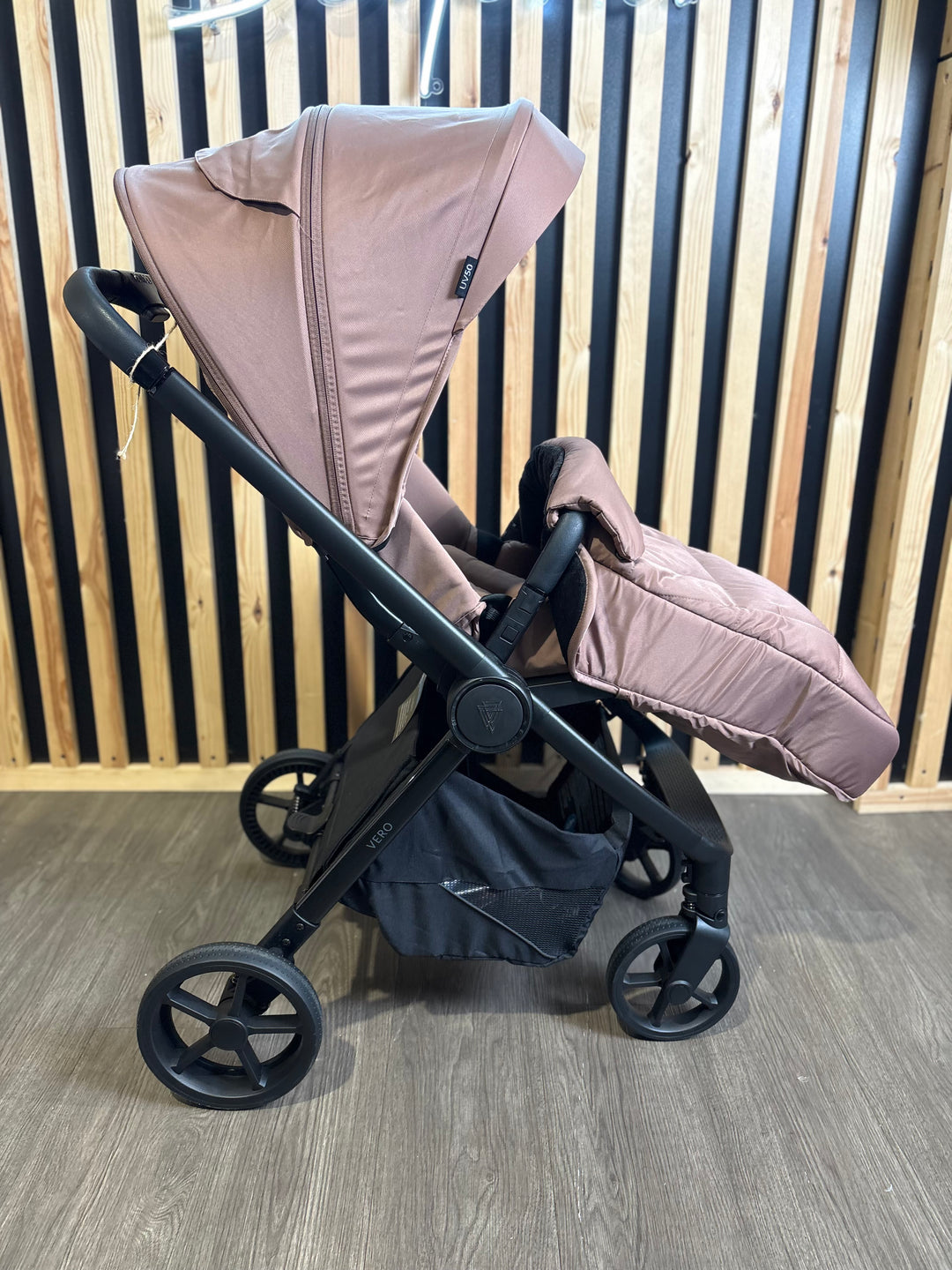 EX DISPLAY Venicci Vero Stroller- Blush
