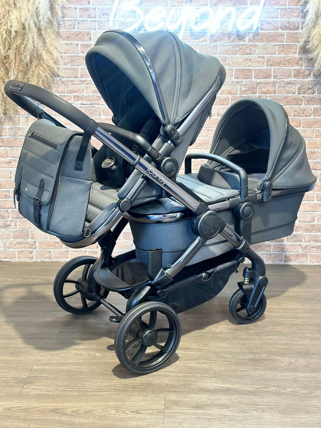 PRE LOVED iCandy Peach 7 Double Pushchair Bundle - Phantom/Dark Grey