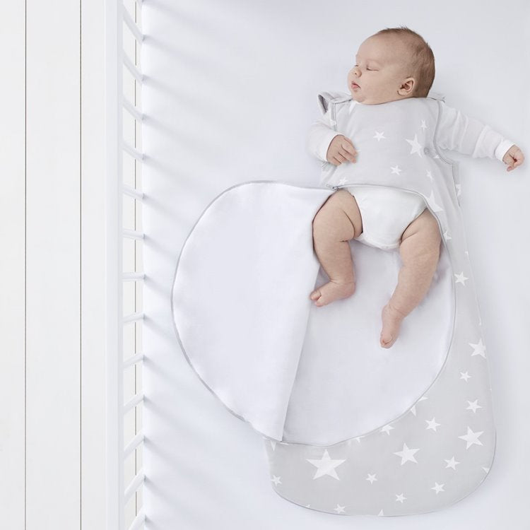 SnuzPouch Sleeping Bag 0-6m 2.5 Tog – White Stars