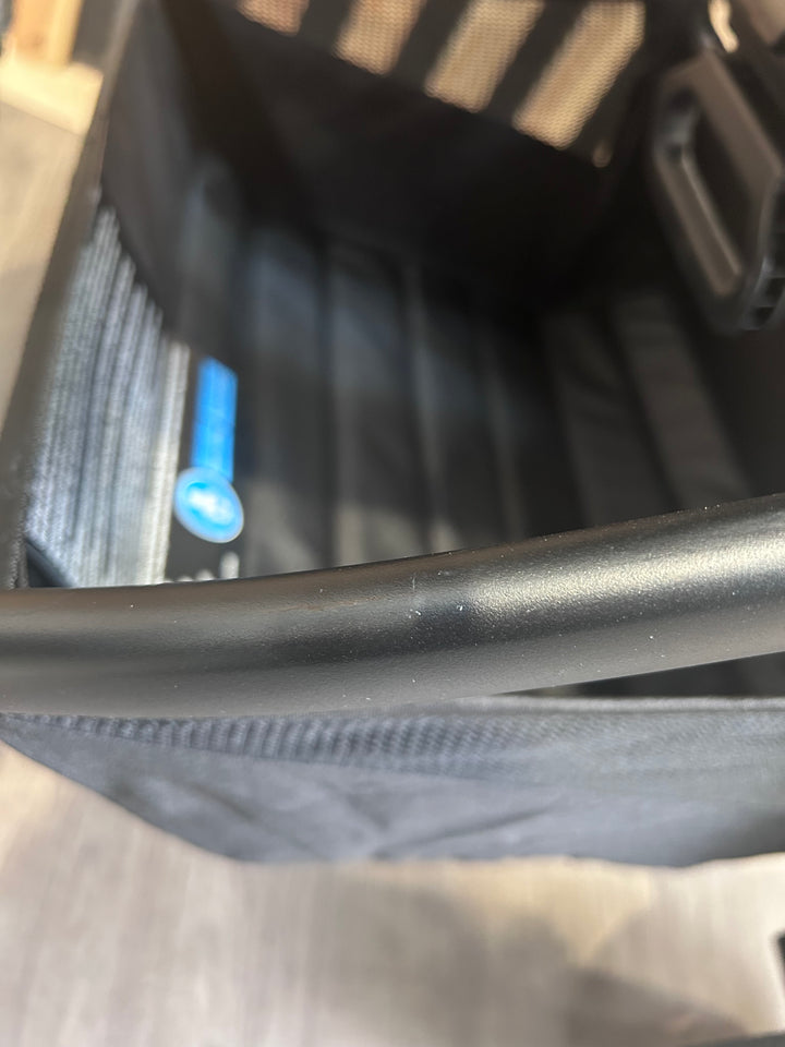 EX DISPLAY Venicci Upline2 3-in-1 Travel System - Brownie