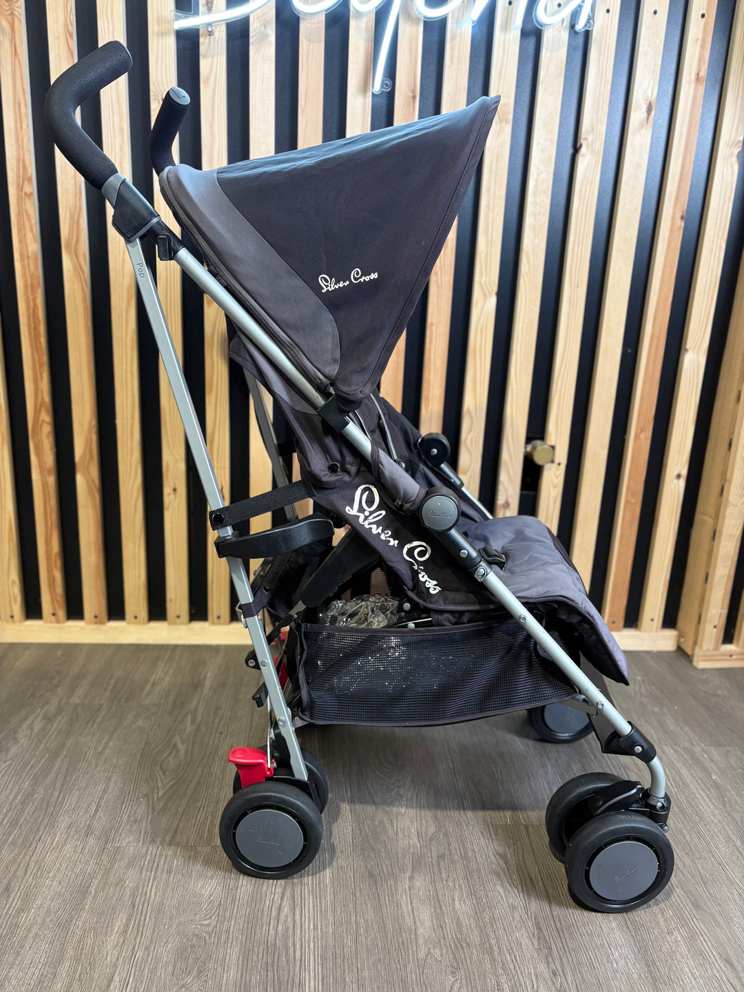 PRE LOVED Silver Cross Pop Stroller - Black