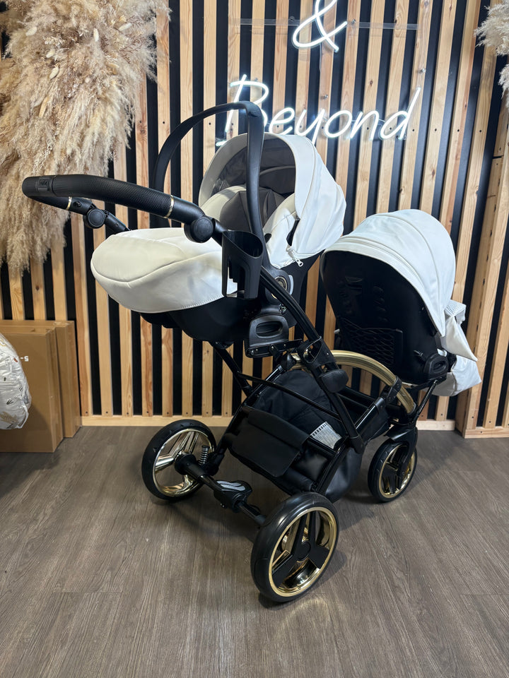 PRE LOVED Junama Fluo Tandem Pushchair - White Gold