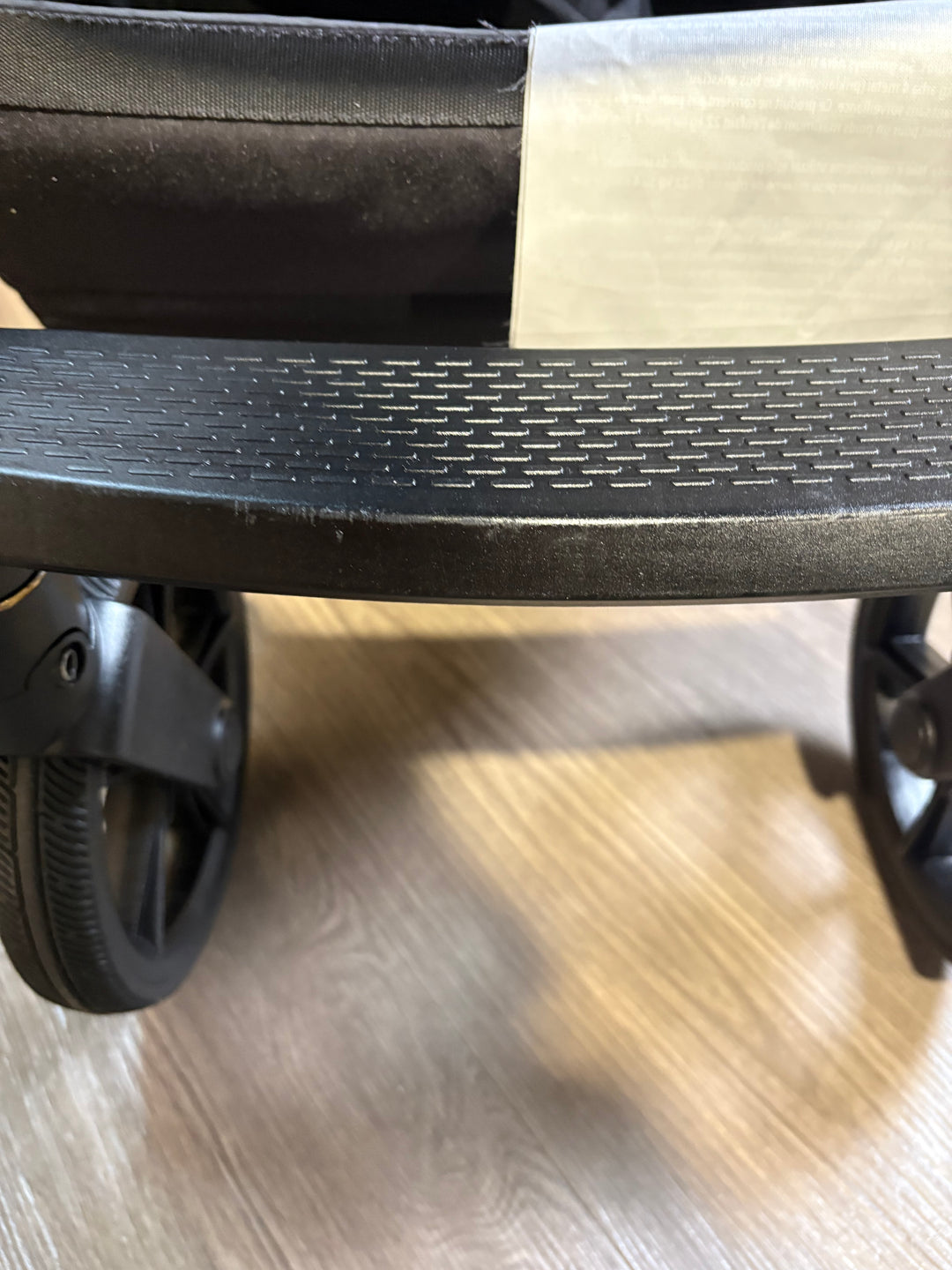 PRE LOVED Venicci Claro 4in1 Travel System Inc Isofix Base - Noir