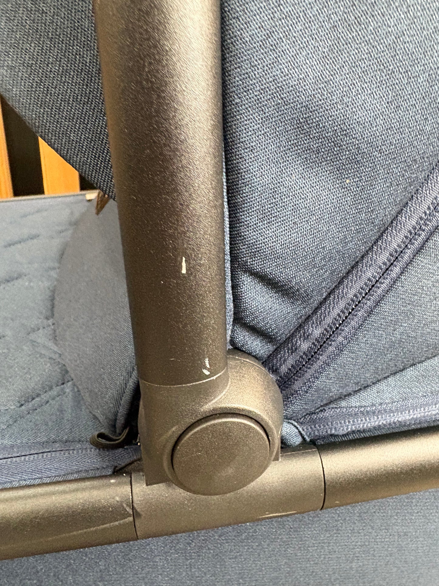 PRE LOVED Venicci Tinum Edge 2-in-1 Travel System - Ocean