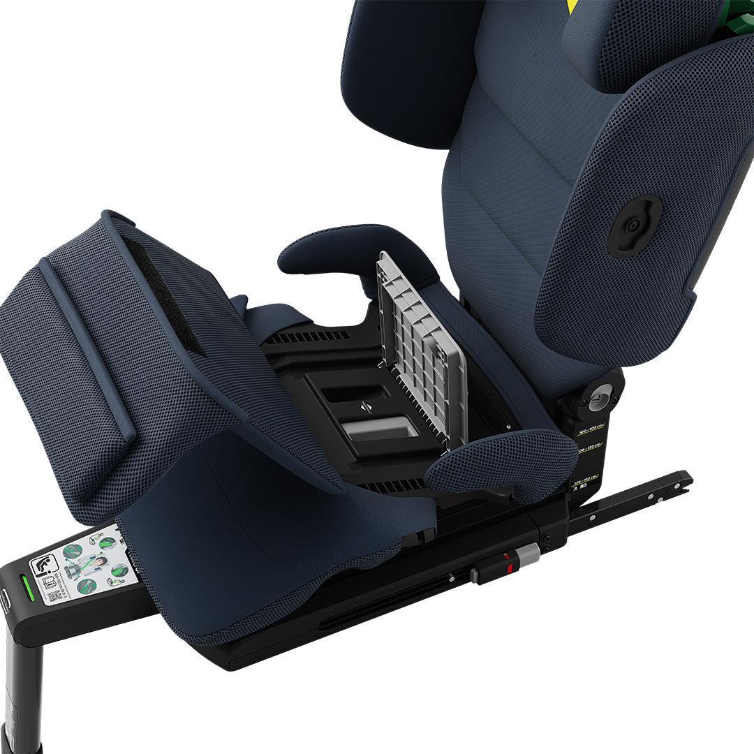 Axkid UP Car Seat - Glacier Lake Blue + FREE FOOTREST WORTH £50!
