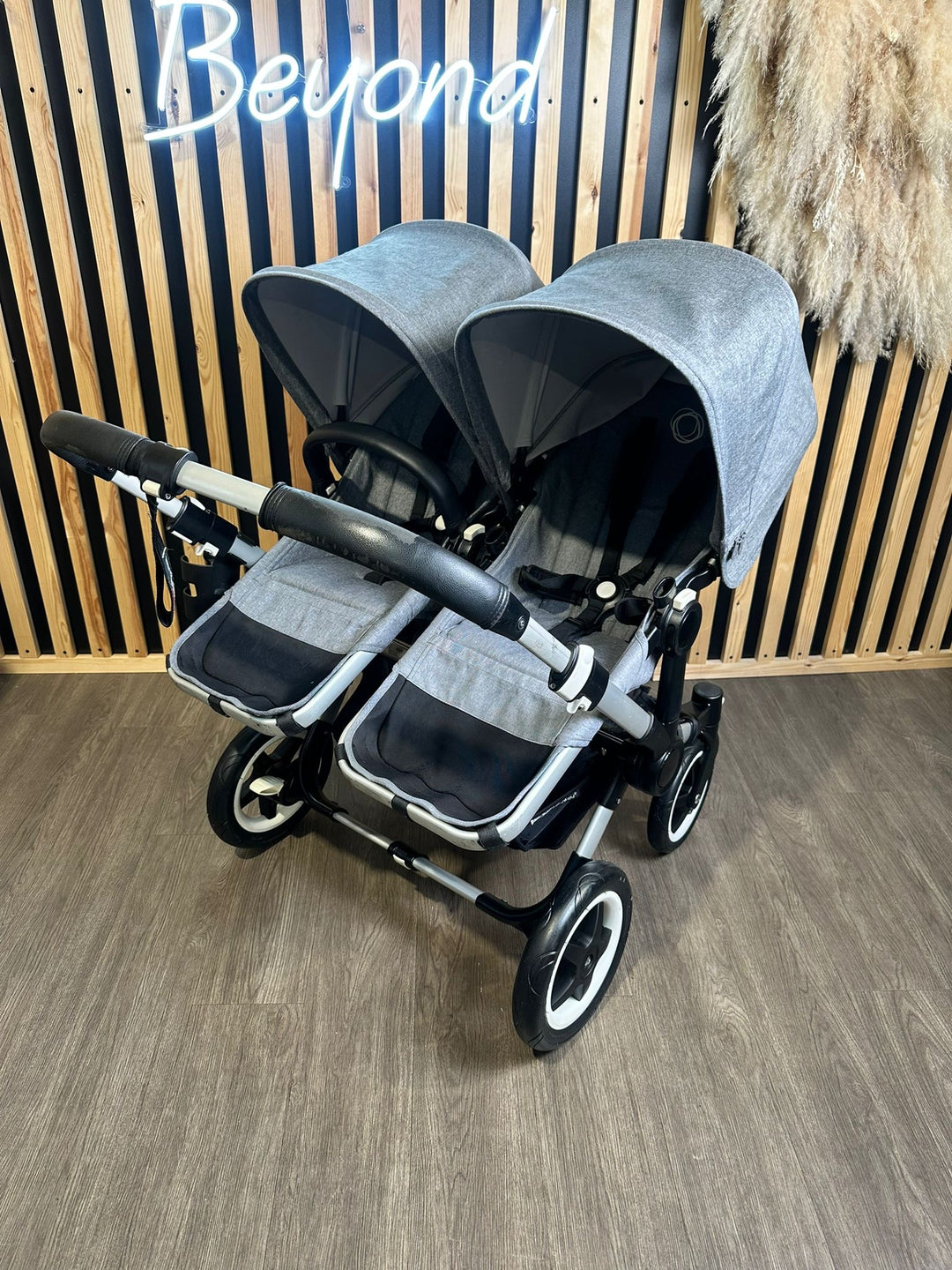PRE LOVED Bugaboo Donkey 2 Duo - Grey Melange