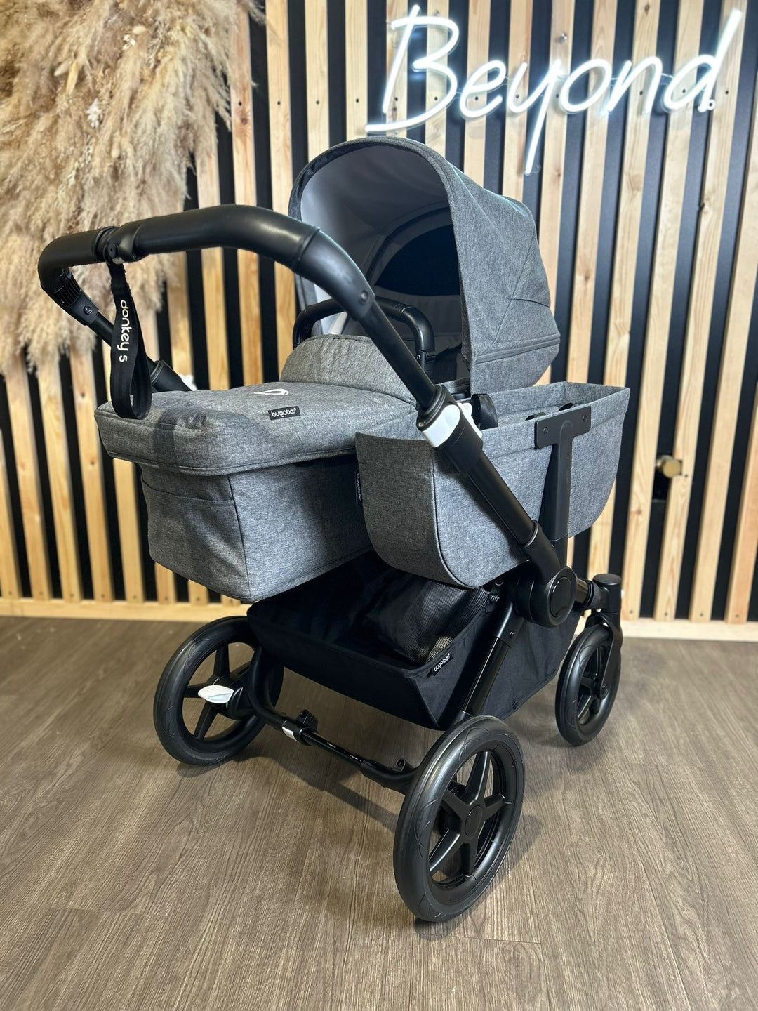 PRE LOVED Bugaboo Donkey 5 Duo - Black/Grey Melange + Accessories