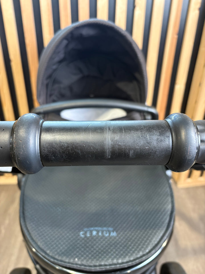 PRE LOVED iCandy Peach 6 Travel System - Cerium