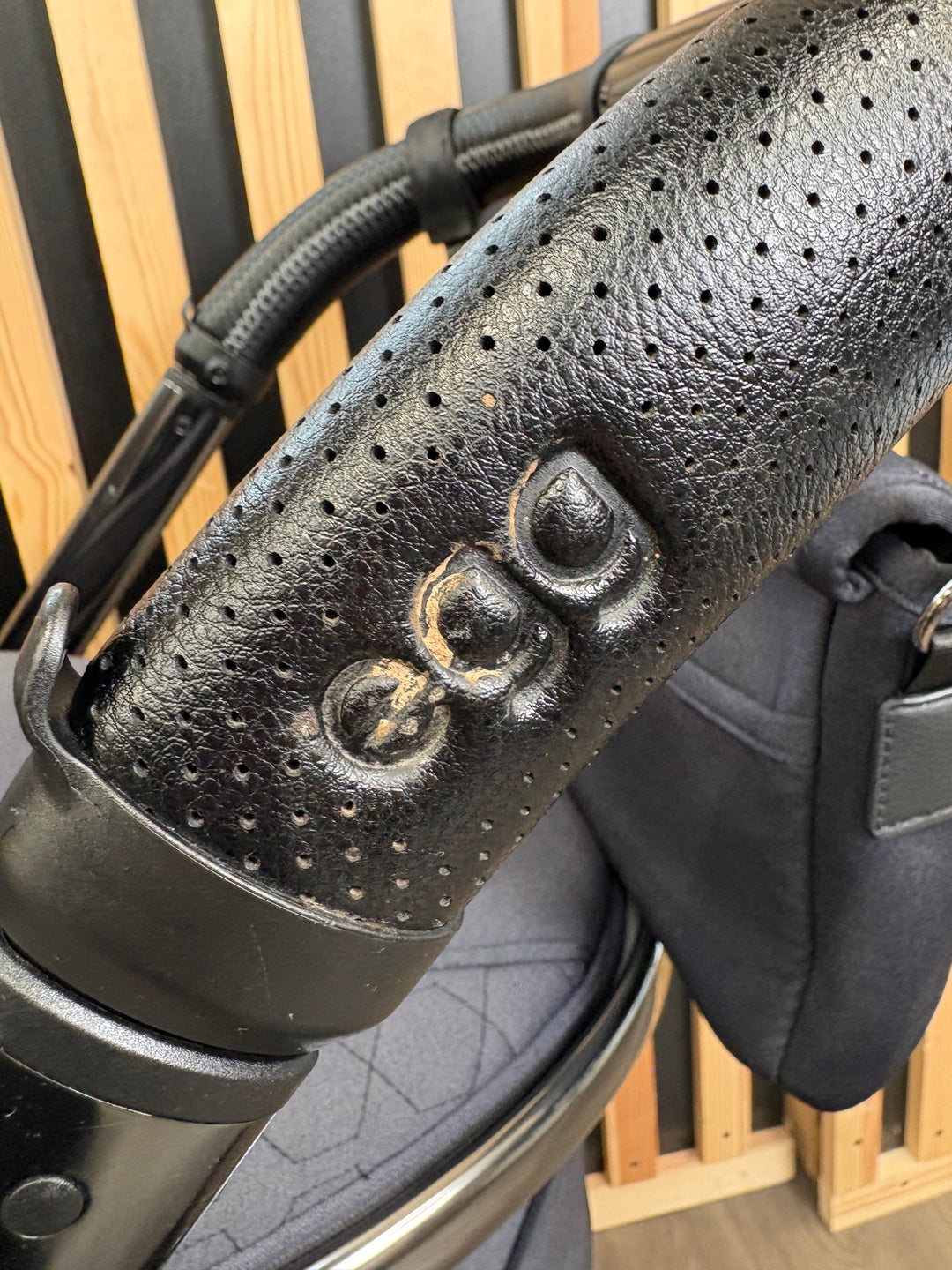 PRE LOVED egg2 Travel System - Cobalt