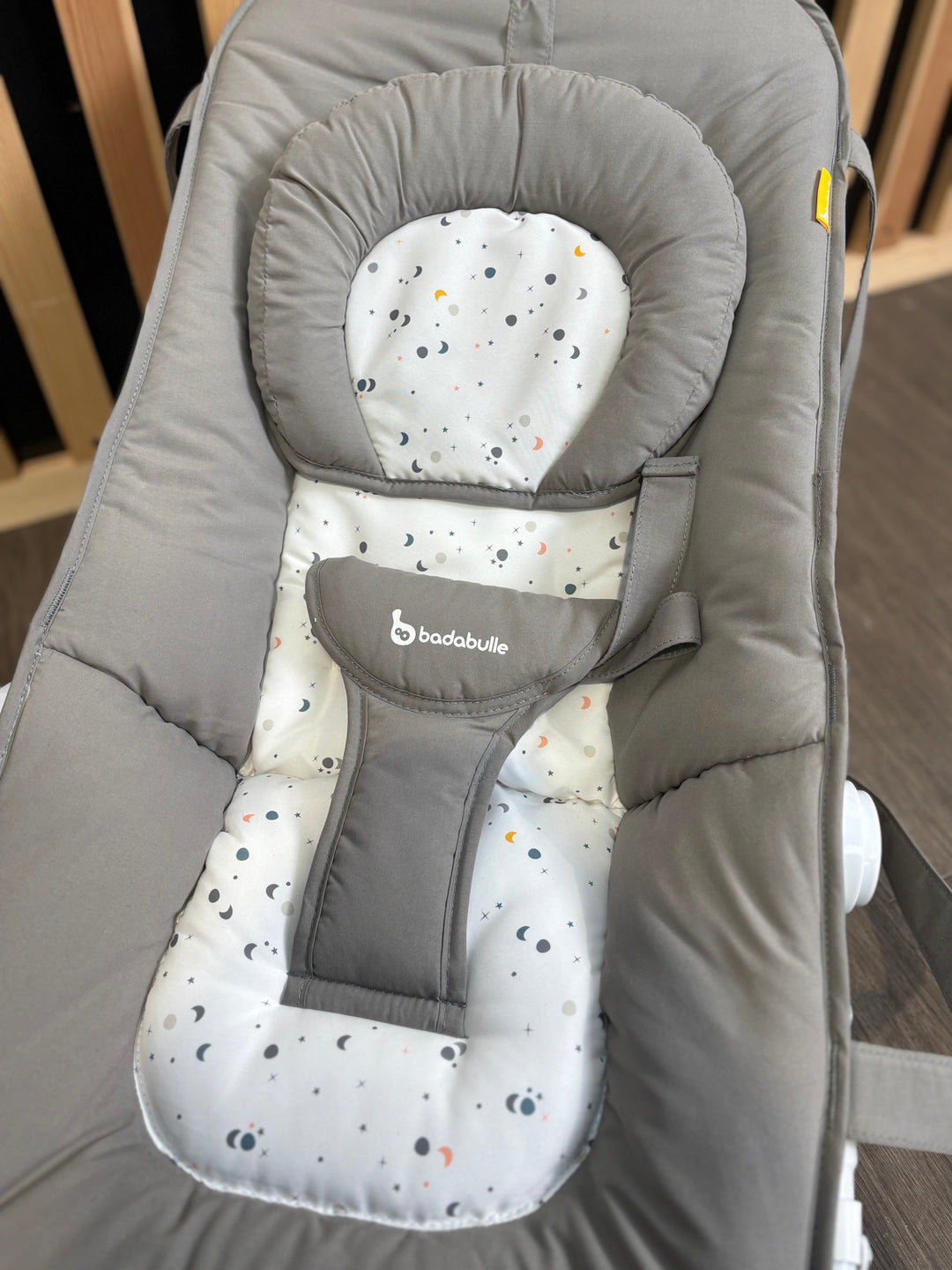 PRE LOVED Badabulle Easy Bouncer 2-in-1 Rocker - Moonlight Grey